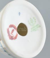 Hollóházi porcelán angyalka, jelzett, matricás, matricázási hibával, kis kopásnyomokkal, m: 9 cm