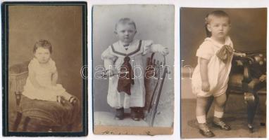 cca 1880-1920 Kisgyermek- és babafotók, 5 db keményhátú fotó és fotólap, közte 2 körbevágott, 10x6 cm és 16,5x11 cm közötti méretben