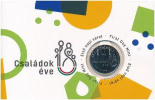 2018. 50Ft "Családok éve" elsőnapi veret sorszámozott emléklapon, alacsony sorszámmal "00455" T:1