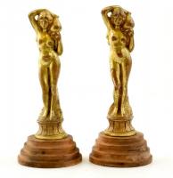 Aranyozott bronz, női akt pár, fa talpon, XX. század első fele. Kopott, m: 17 cm