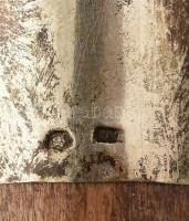 Ezüst (Ag): Fa sétapálca ezüst nyéllel. Gót felirattal: Székesfehérvár 1894. Jelzett. Bruttó: 200 g