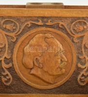 Íróasztal garnitúra, díszesen faragott fa, 1900 körül, kopott, apró sérülésekkel, egy db hiányzó tol...