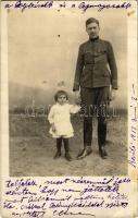 1913 Szántó, Santovka; osztrák-magyar katona és gyerek / K.u.K. soldier with child. photo (EB)