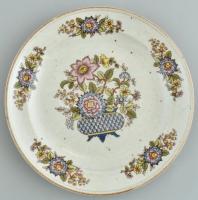 Francia Sarreguemines fajansz tányér, matricás, jelzett, kis kopásokkal. d: 19 cm