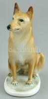 Zsolnay porcelán kutyafigura, kézzel festett, jelzett, kopással m: 12 cm (Terv: Őry Ferenc)