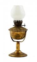 Lampart márkájú petróleumlámpa, állítható, asztali és fali is. kopott, m: 20 cm
