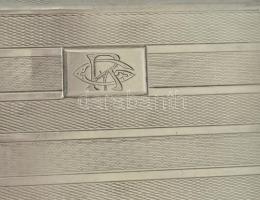 Ezüst (Ag) cigaretta tárca. Sérült, kopott, vésett GR monogrammal. Jelzett 8x9 cm bruttó: 90g