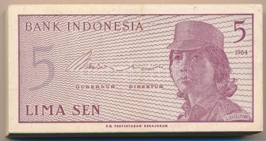 Indonézia 1964. 5s (100x) közte sorszámkövetők T:I,I- Indonesia 1964. 5 Sen (100x) with some consecutive serials C:UNC,AU  Krause P#91