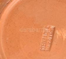 Steinbach Mezőtúr kerámia falitányér, jelzett, apró lepattanásokkal. d: 15 cm