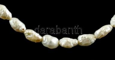 Tenyésztett gyöngy nyaklánc, h: 52 cm