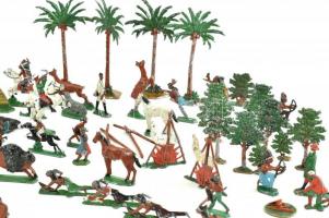 Nagyon sok western, indiános, festett ólomkatona és tereptárgy kb 4-7 cm