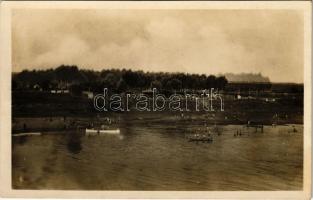 1932 Tokaj, strandfürdő. Mendek Foto 713.