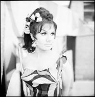 cca 1967 Lehoczky Zsuzsa (1936) a Nemzet Színésze díjjal kitüntetett színművésznő portréi, 9 db vint...