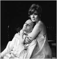 cca 1967 Ruttkai Éva (1927-1986) és Darvas Iván (1925-2007) színészek közös jelenetben, 9 db vintage...