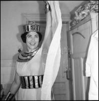 cca 1962 Lukács Margit (1914-2002) a Nemzet Színésze díjjal kitüntetett színművésznő Kleopátra szere...