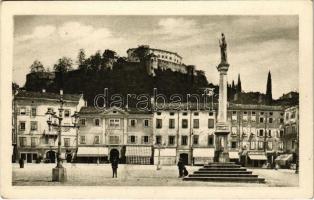 Gorizia, Görz, Gorica; Hauptplatz mit Schloß / Piazza Grande con Castello / main square, shops, castle
