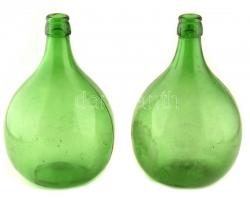 2 db nagyméretű zöld üveg (ballon), kopásnyomokkal, m: 32 cm