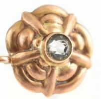 14k arany (Au) fülbevaló párban + gyűrű m: 62. mesterséges kövekkel, össz bruttó 4,7 g