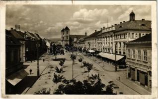 1935 Gyöngyös, Hanisz Imre tér, Hungária nagyszálloda, Hangya fogyasztási és értékesítő szövetkezet üzlete, Brück testvérek divatáruháza, fodrász