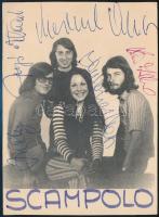 cca 1970-1980 A Scampolo együttes tagjainak aláírása őket ábrázoló fotón (Merczel András, Bontovics Kati, Kiss Zoltán, Faragó Judy István)