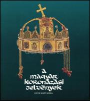 Lovag Zsuzsa: A magyar koronázási jelvények. Bp., 1986, Magyar Nemzeti Múzeum. Kiadói papírkötés, jó állapotban. Dienes István (1929-1995) régész, muzeológus névbejegyzésével.