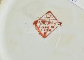 Kínai porcelán váza, kézzel festett, jelzett, kis kopásnyomokkal, m: 35 cm