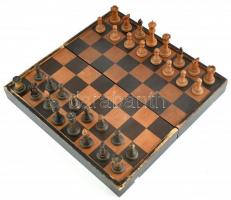 Régi, nagy faragott fa sakk tábla és készlet 41x41 cm