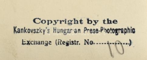 Kankovszky Ervin (1884-1945) Erotikus fotó sorozat páros akt 7 db pecséttel jelzett fotó, 24x18 cm