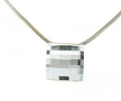 Ezüst (Ag) nyaklánc és fülbevaló szett. Jelzés nélkül, bruttó: 7,5 g, dobozban