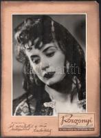 Paulay Klári (1917-?) színésznő dedikált fotója. Rozgonyi műterem. Kartonon. Karton mérete 32x23 cm