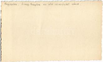 Nagyszeben, Hermannstadt, Sibiu; Evangélikus templom az alsó városrészből nézve, utca, Schob üzlete,...