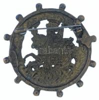 ~1930-1940. Szent Györgyöt ábrázoló, áttört bronz kitűző (42mm) T:2