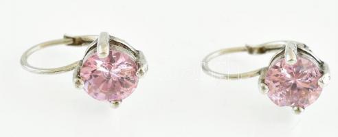 Ezüst(Ag) fülbevalópár rózsaszín kővel, jelzett, d: 1,1 cm, bruttó: 4 g