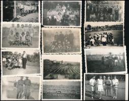 Sport témájú (futball, tenisz) régi fotók, 24 db, 9x6 cm körüli méretben