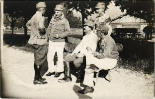 Osztrák-magyar katonák / WWI Austro-Hungarian K.u.K. military, group of soldiers. photo