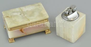 Ónix ékszertartó doboz és öngyújtó, fém szerelékekkel, kissé sérült, 11x7x6 cm és 9x5,5x5,5 cm