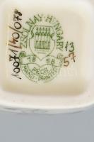 Zsolnay váza. Kézzel festett, jelzett, hibátlan. 14 cm