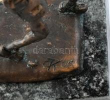 D. Tóth Károly: Sárkányeregető. Patinázott öntött bronz, jelzett, m: 37 cm