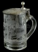 Ón fedeles antik sörös kupa. Metszett üveg, jelzett, sérült 18 cm