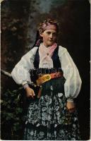 Sächsische Frau / Femeie tinara saseasca / Ifjú szász asszony. H. Zeidner kiadása. Erdélyi népviseletek 4. sz. / Transylvanian folklore, young Saxon lady in folk costumes