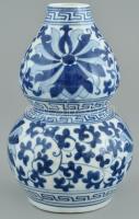 Thaiföldi porcelán váza, jelzett, hibátlan, m: 18 cm