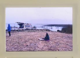 cca 1980-1990 Kb. 400 db diakép Latin-Amerikai felvételekkel, feliratozottak, műanyag fiókos tárolób...