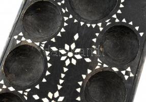 Mankala, fa, gyöngyház berakással, kopott, apró repedésekkel, XX sz. közepe, h: 61 cm. A Mankala val...