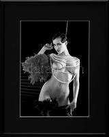 Marácz István (1958-): Michelle Wild. Professzionális fotópapír, kézi nagyítású, 1/1 nagyítás, bárso...