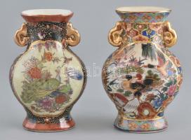 2 db keleti porcelán váza, matricás, kopott, jelzett, m: 16 cm
