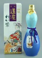 Dohkan japán szaké, bontatlan kerámia palack, dekoratív luxuskivitelű jelzett kerámia. 750ml
