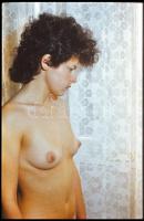 cca 1971 Látogatóban az új szomszédnál, Vincze János (1922-1999) kecskeméti fotóművész hagyatékából,...