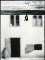 cca 1965 Kocsis Iván (1931-2020) váci fotóművész feliratozott, vintage fotóművészeti alkotása, 24x18 cm