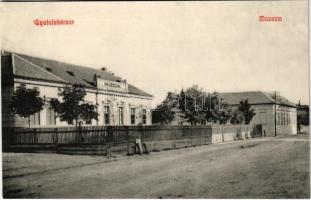 Gyulafehérvár, Karlsburg, Alba Iulia; Múzeum / museum