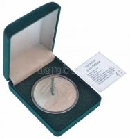 DN "B3 - Bank Biztonság Bizalom Részvénytársaság" kétoldalas jelzett Ag emlékérem dísztokb...